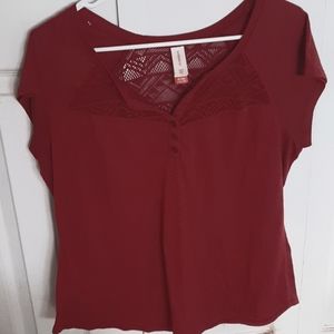 Cute burgundy xlg top by no boundaries